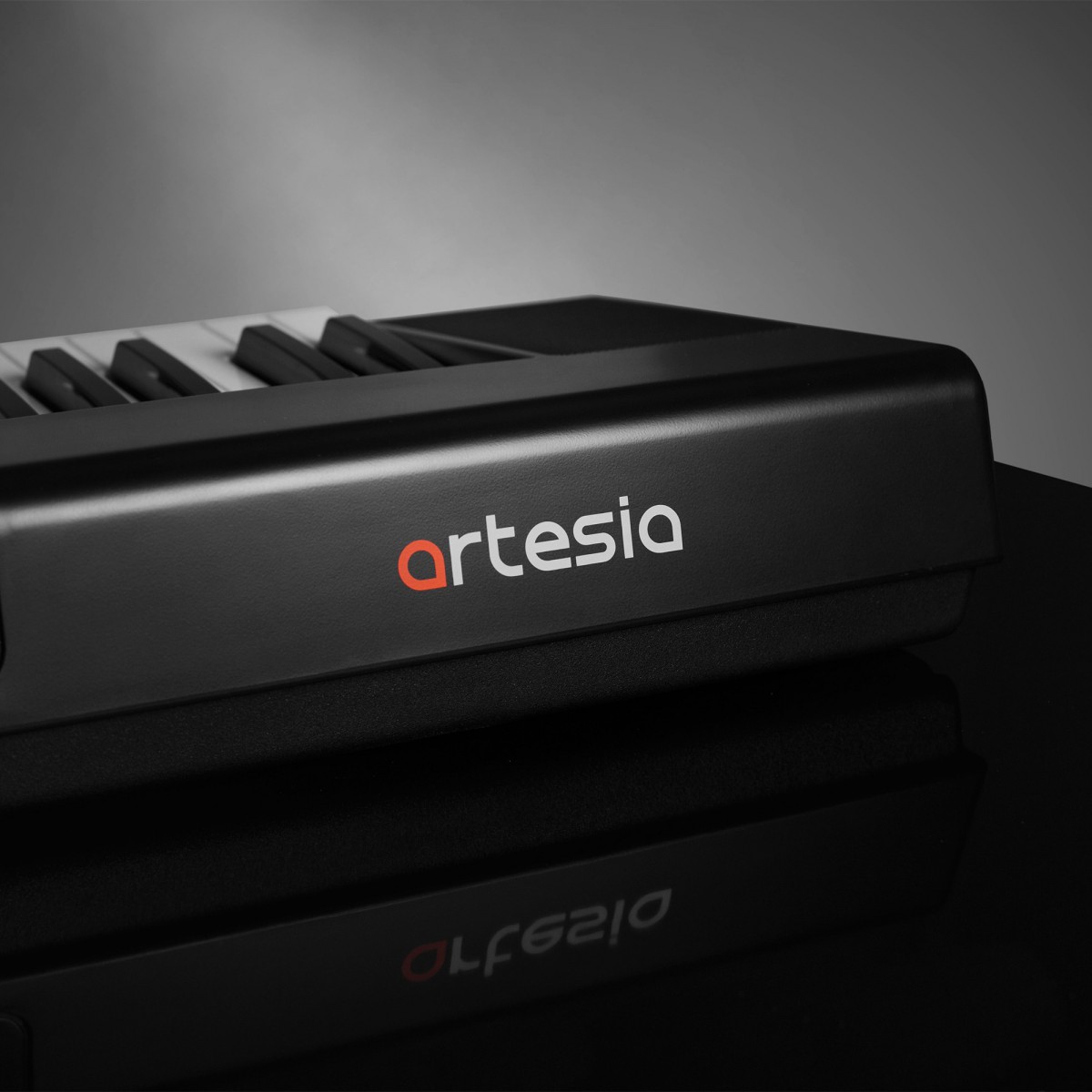 Artesia A-61 61 Tuşlu Taşınabilir Dijital Piyano küçük görsel 3